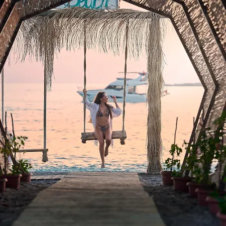 Hotel Litore &
